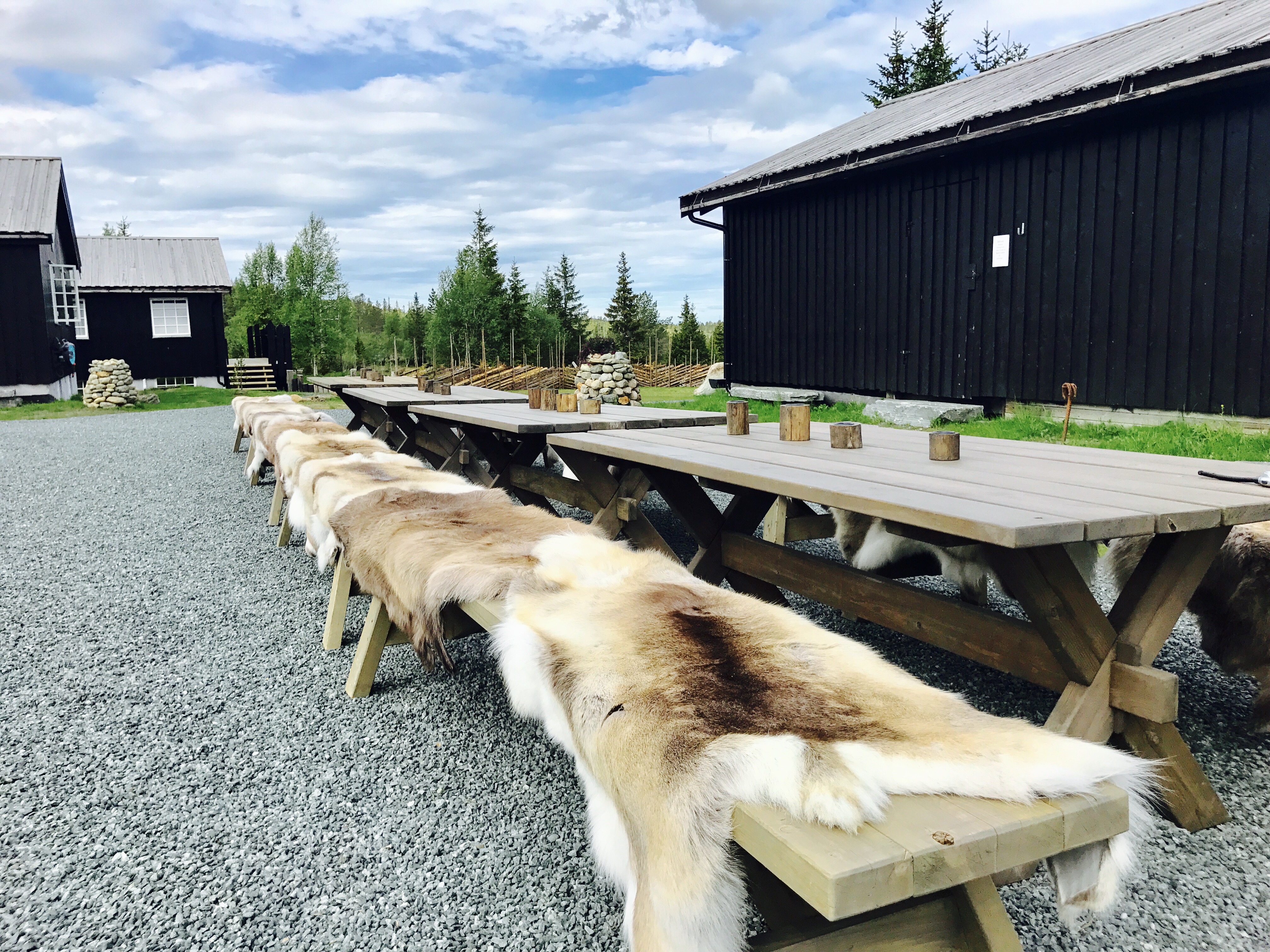 Uteservering ved Skallstuggu